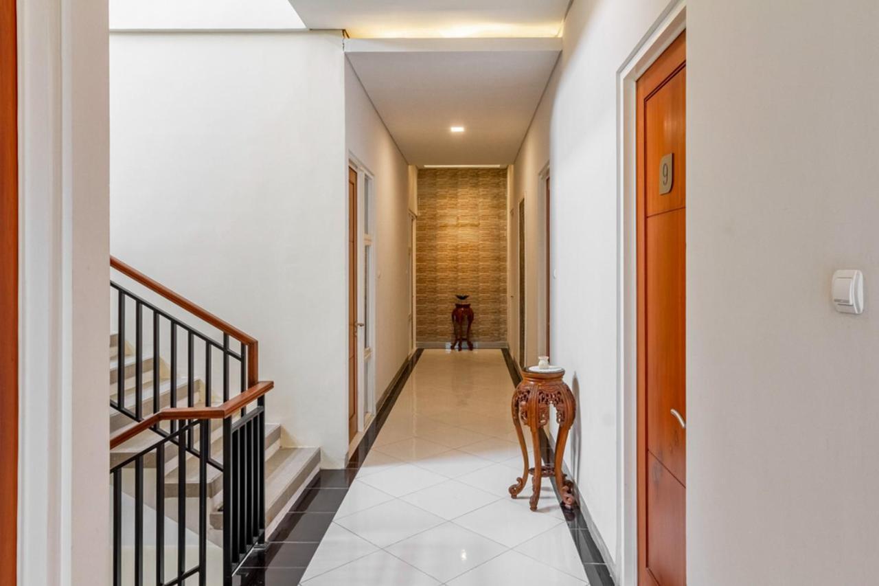 Reddoorz Syariah @ Kebraon Hotell Surabaya Eksteriør bilde