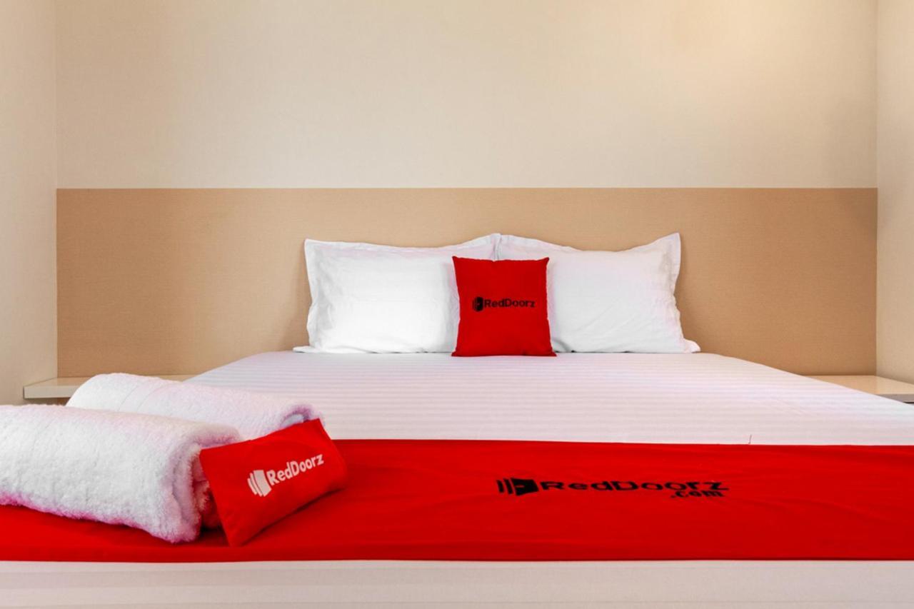 Reddoorz Syariah @ Kebraon Hotell Surabaya Eksteriør bilde