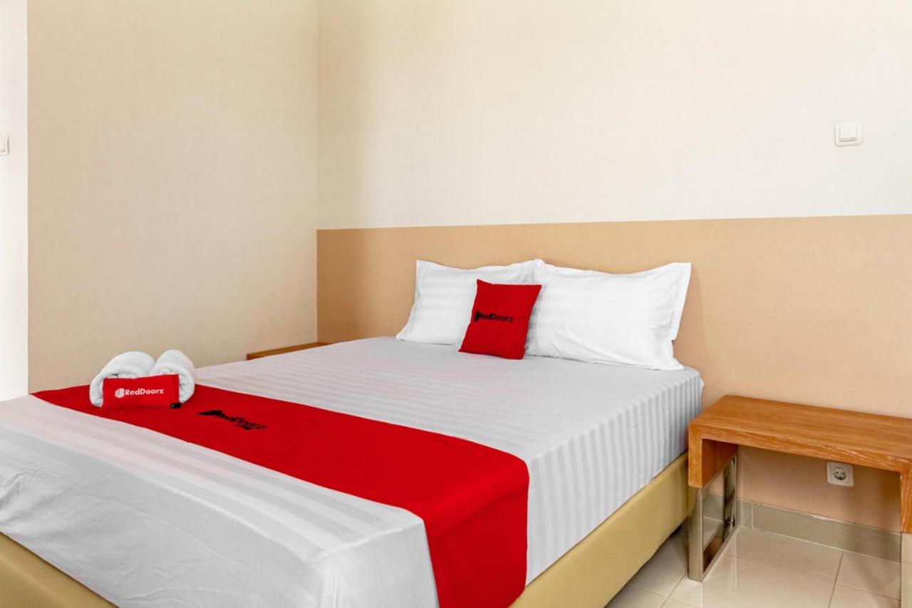 Reddoorz Syariah @ Kebraon Hotell Surabaya Eksteriør bilde