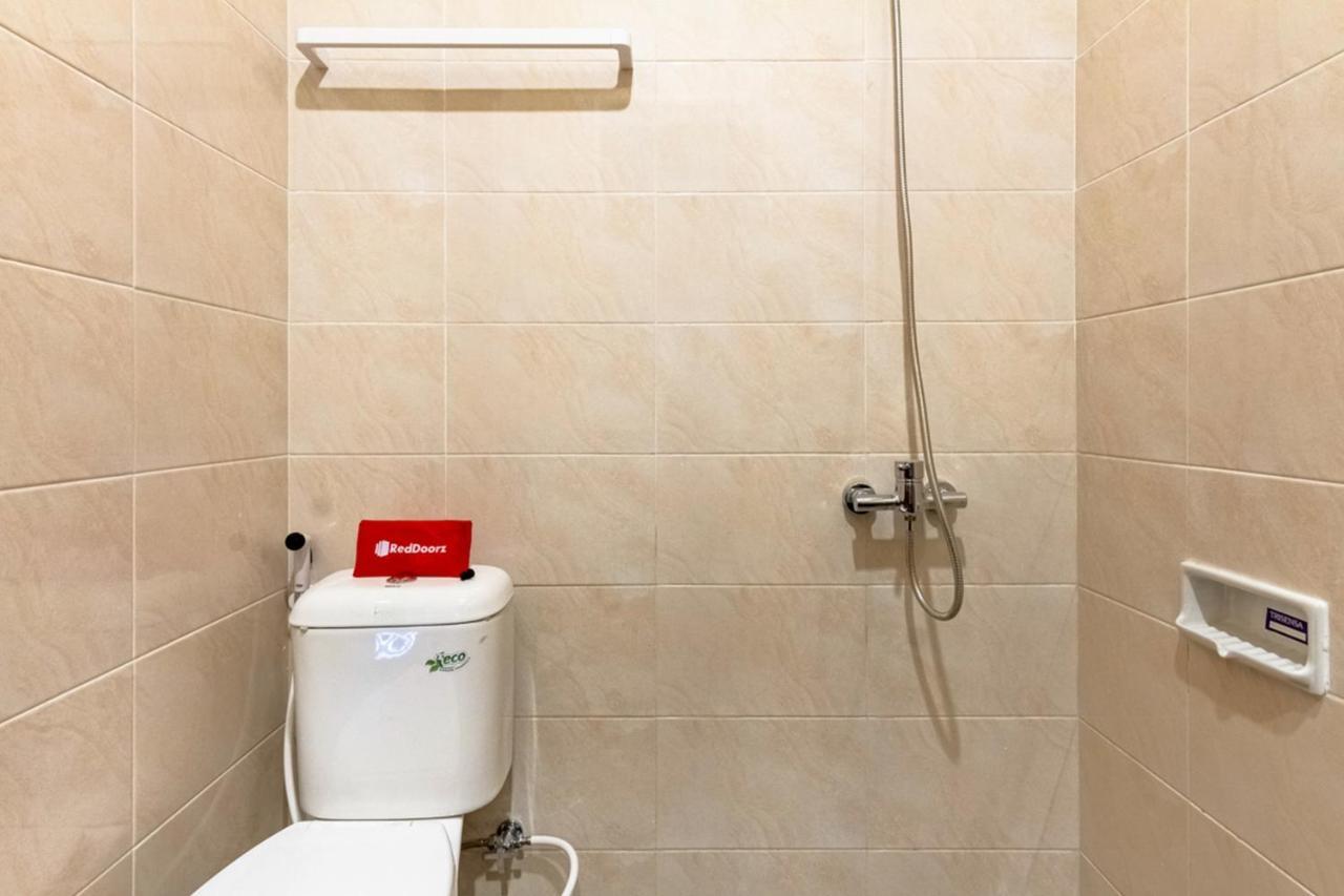 Reddoorz Syariah @ Kebraon Hotell Surabaya Eksteriør bilde